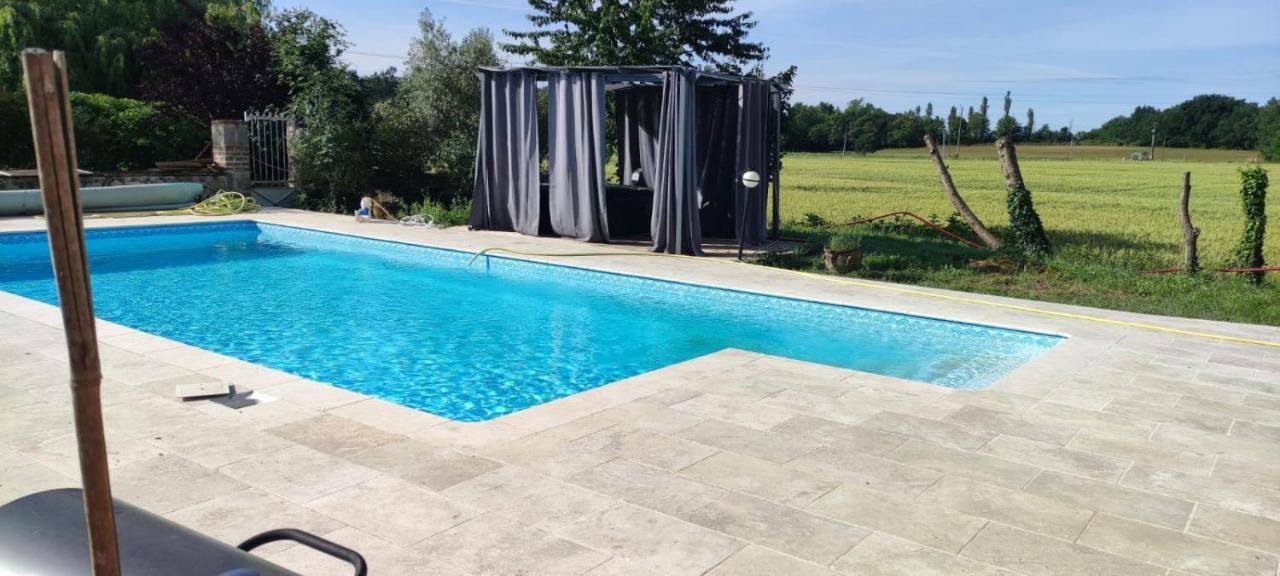 Un Air De Vacances Layrac Exterior foto
